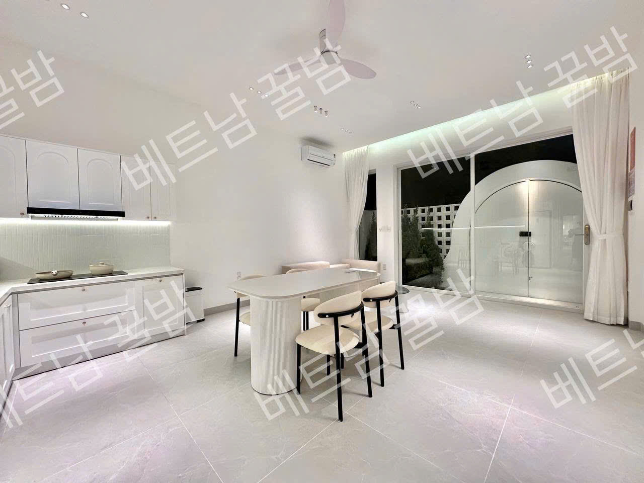 다낭 풀빌라 2룸 사진 danang pool villa room