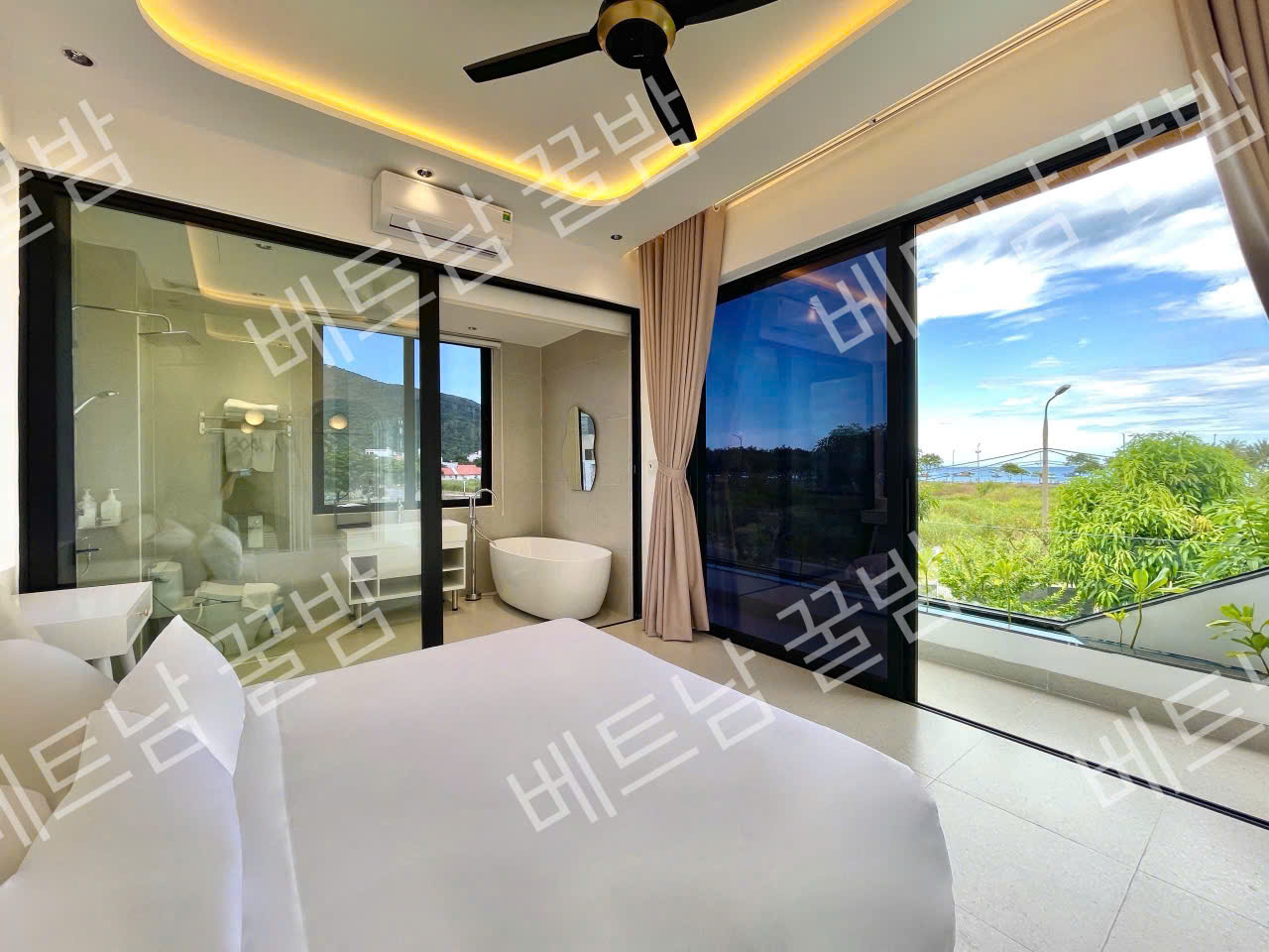 다낭 풀빌라 내부 사진 Da Nang Villa have pool