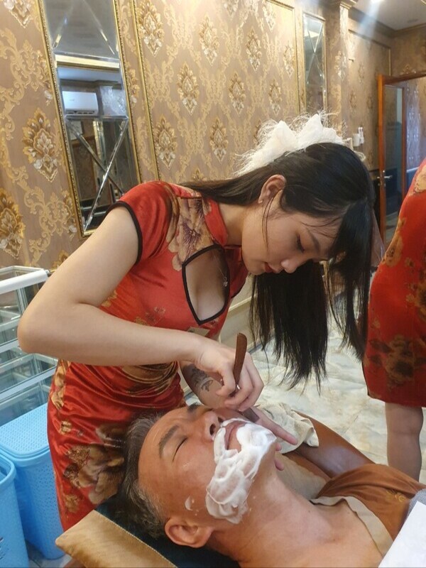 베트남 호치민 로얄이발소 이발소 vietnam hochiminh hcm royalbarbershop barbershop