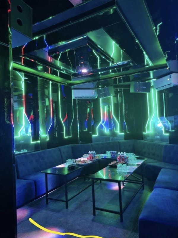越南胡志明Aurora卡拉OK KTV外观照片 vietnam hochiminh aurora karaoke ktv