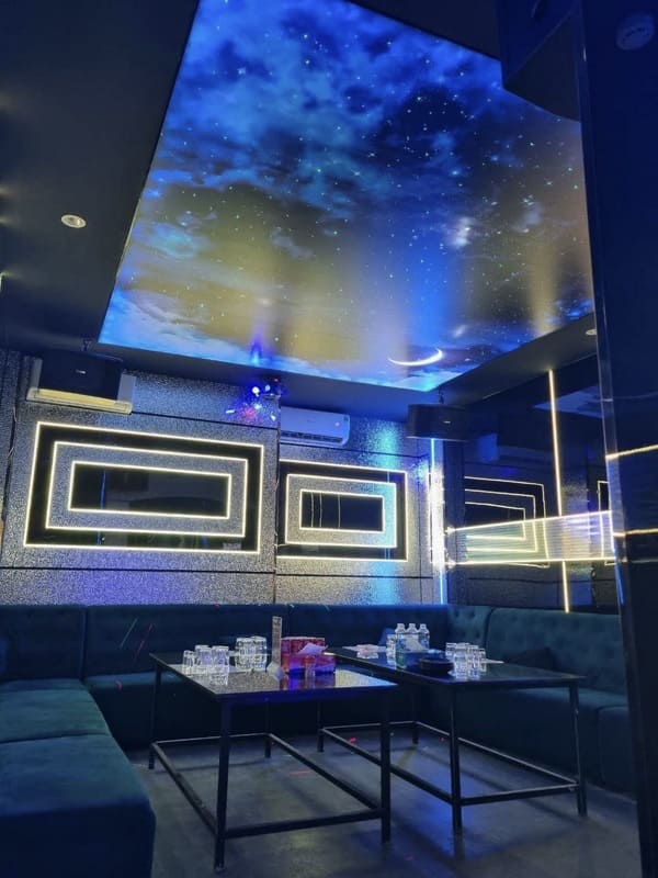 越南胡志明Aurora卡拉OK KTV vietnam hochiminh hcm aurora karaoke ktv