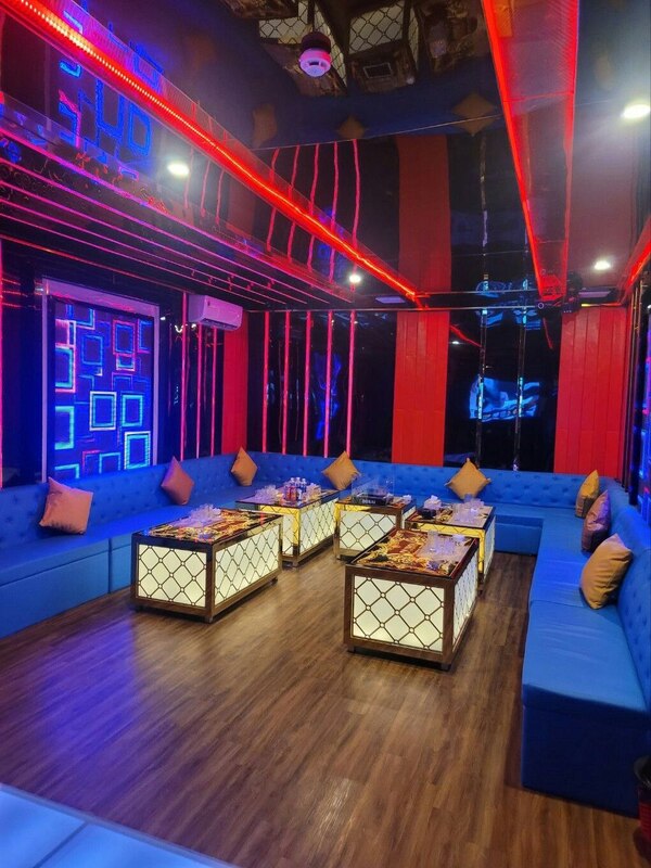 越南胡志明Dubai卡拉OK KTV vietnam hochiminh dubai karaoke ktv
