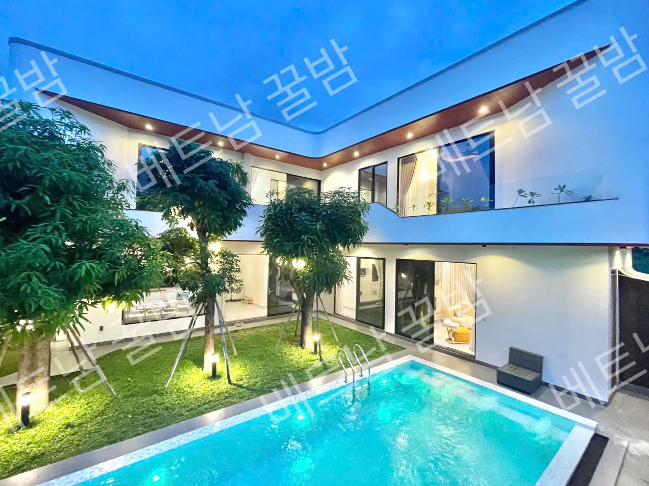 岘港泳池别墅4房室内 Da Nang pool villa