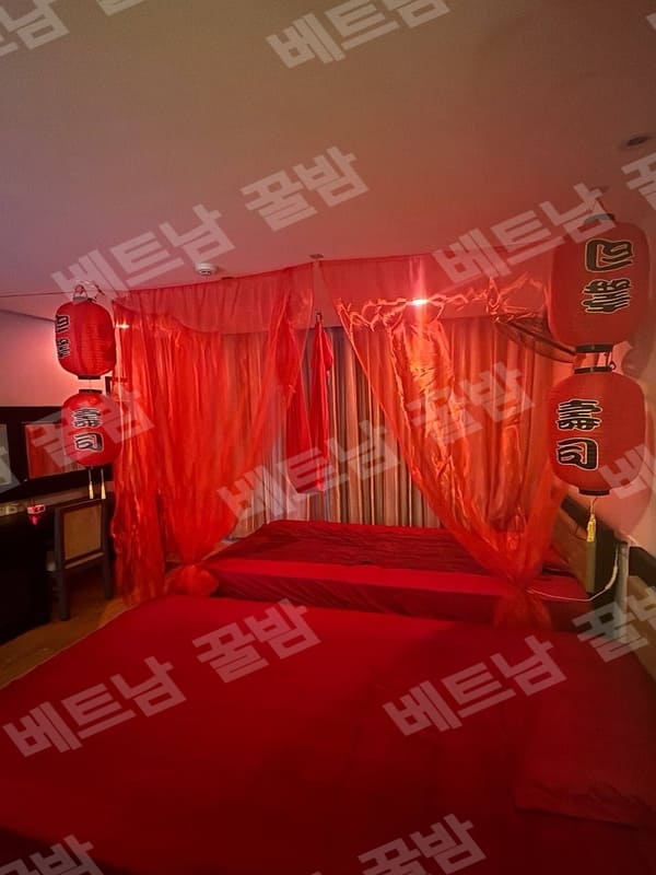 岘港红秋千按摩店秋千房