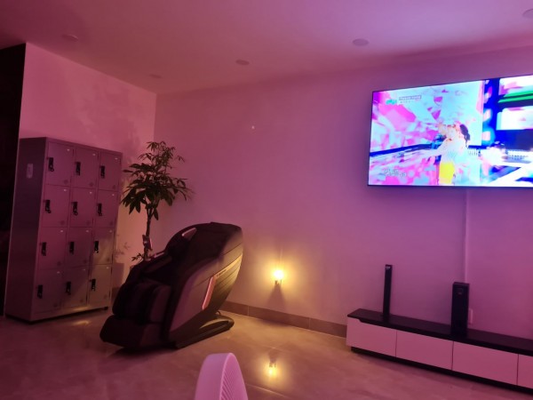 越南胡志明Superman按摩按摩 vietnam hochiminh hcm supermanmassage spa massage adult massage