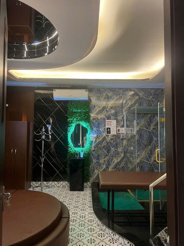 河内98SPA按摩店秋千