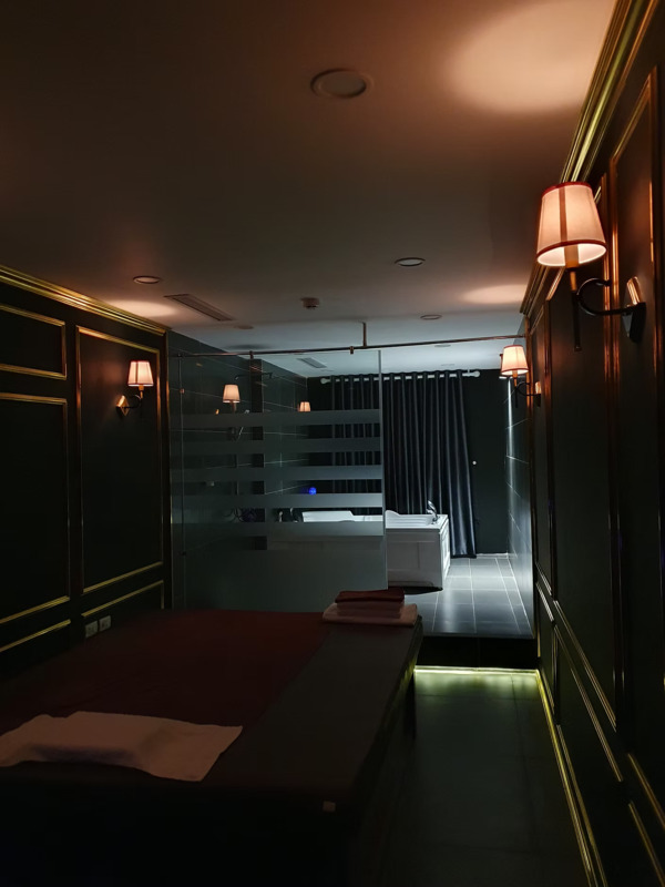 河内江南SPA按摩店房间内部